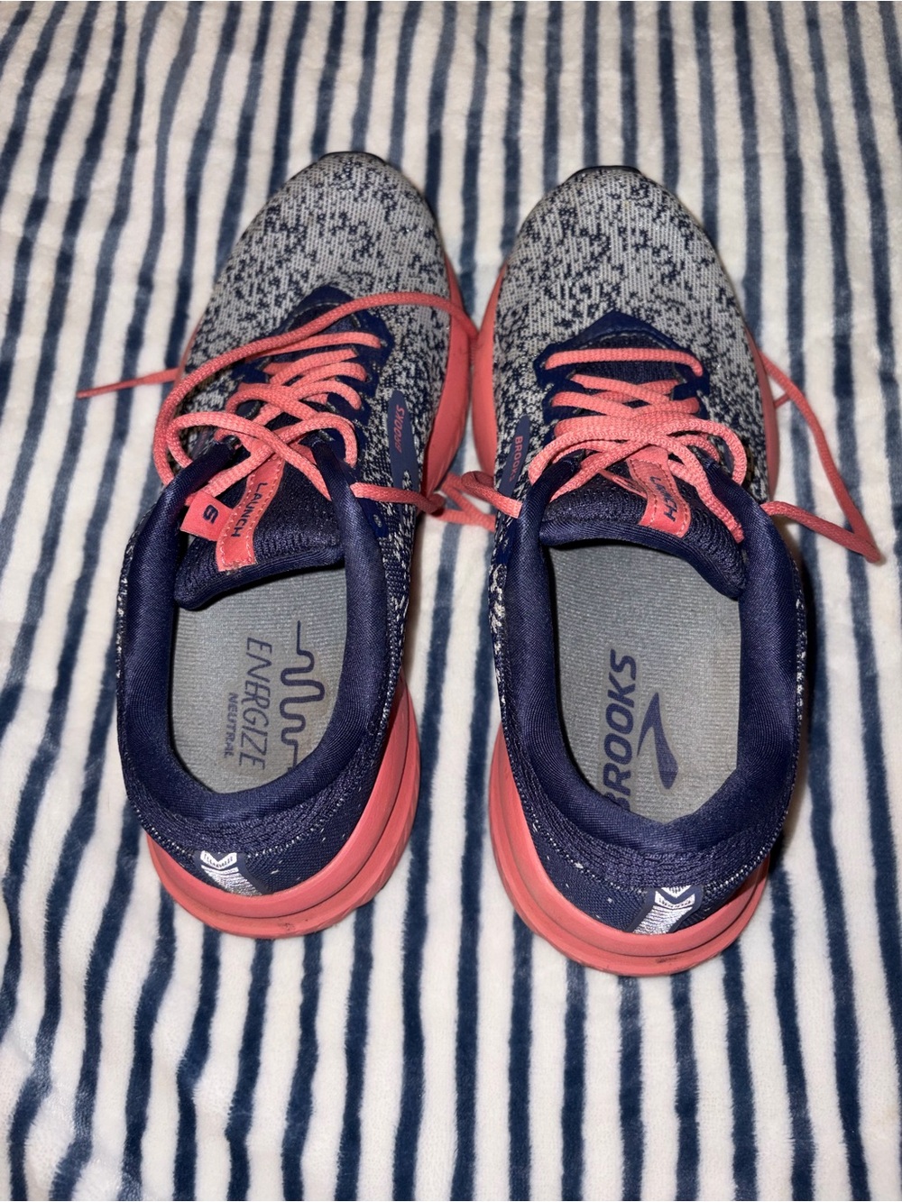 Brooks womens Navy and Pink Knit Running Sneakers